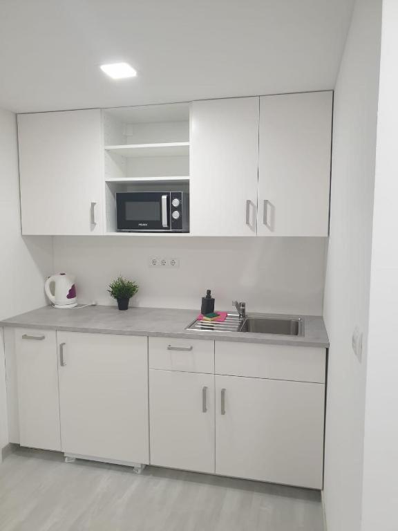 Betariel'Com Westbahnhof M Apartment Viena Exterior foto